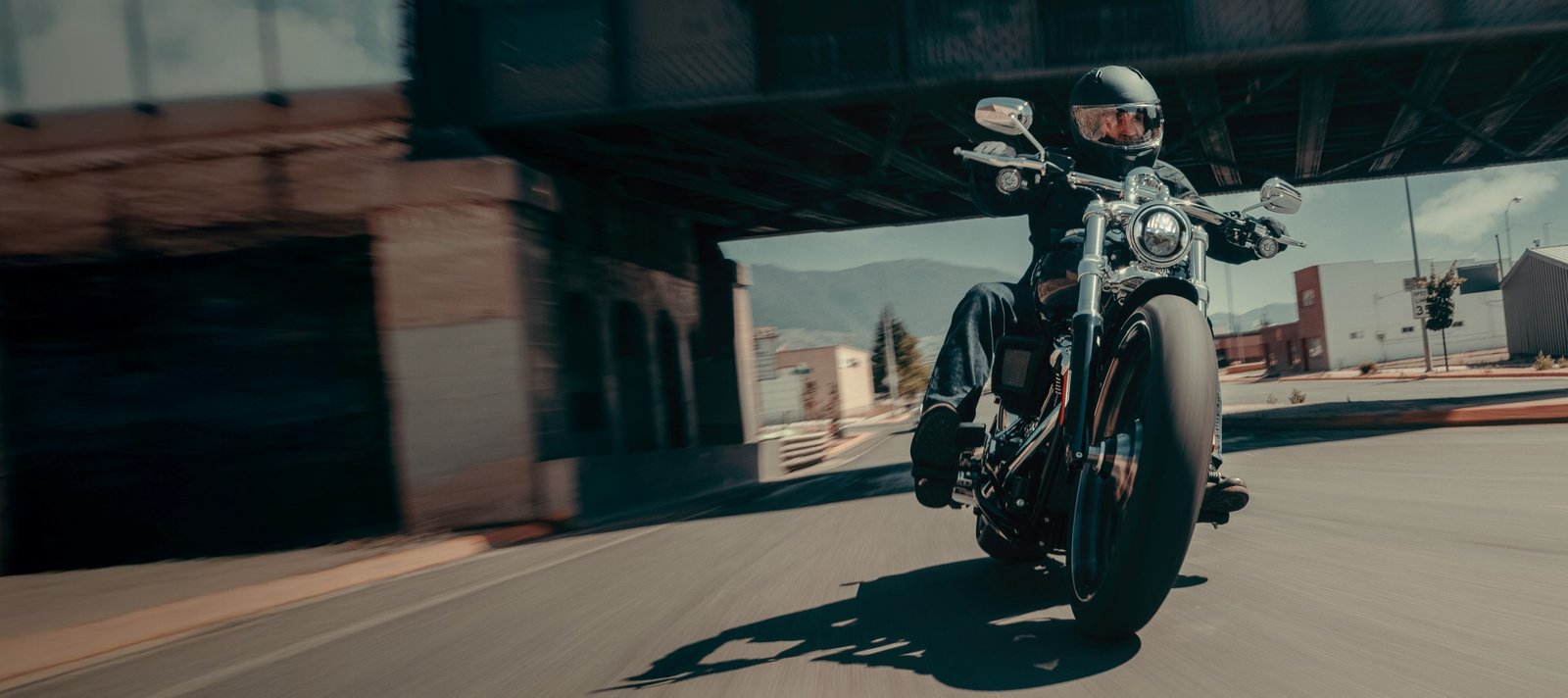 2025-breakout-riding-shd